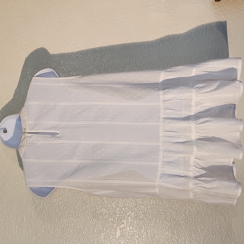 By the River SLEEVELESS BLOUSE SIZE L - Picture 6 of 12